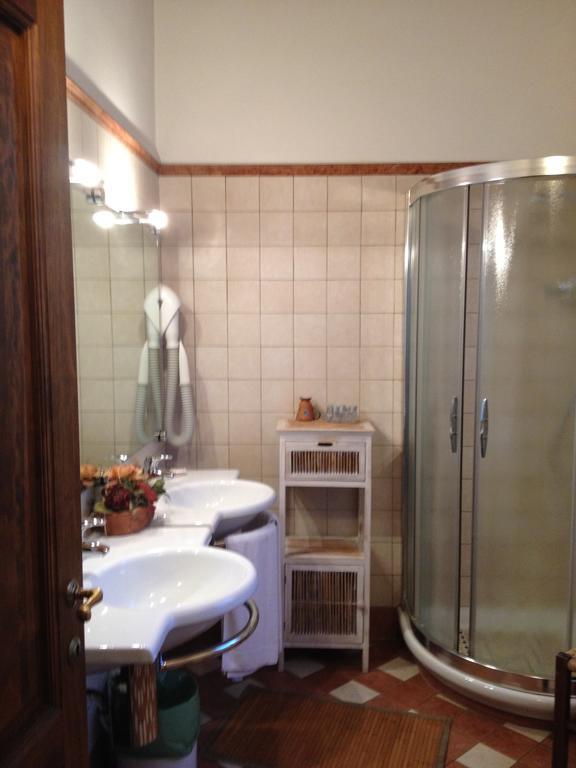Villino Giulia I Panieri Firenze